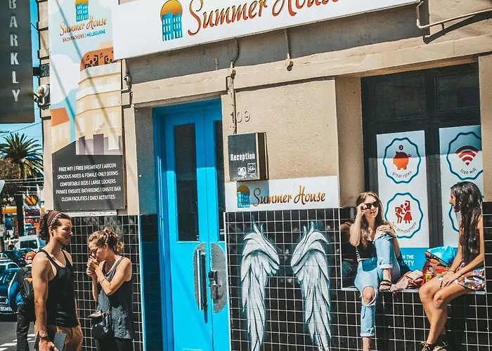 Summer House MelbourneHostel